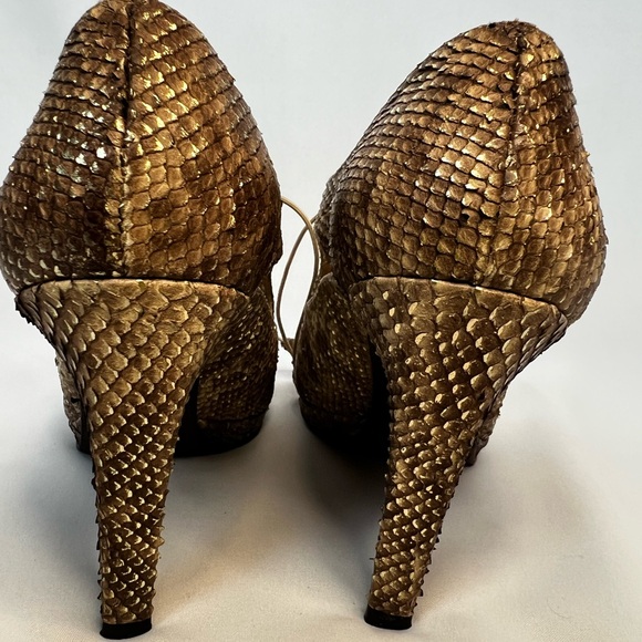 Stuart Weitzman Gold Python Platform Lace Up Heels 8.5 Made Spain - Picture 7 of 13